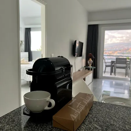 Luxury Penthouse 652 With Beautiful Views In Club Atlantis Apartment *