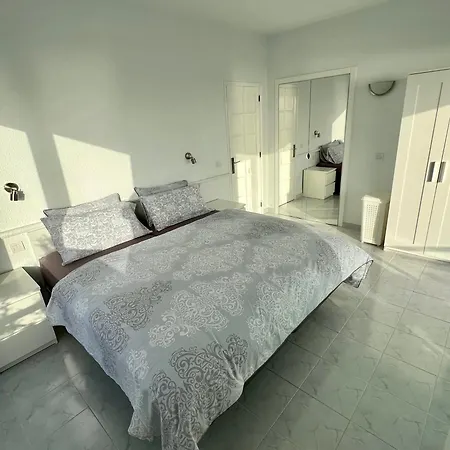 Luxury Penthouse 652 With Beautiful Views In Club Atlantis *